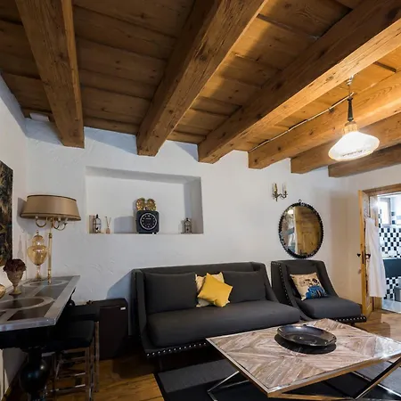 Casa Veche