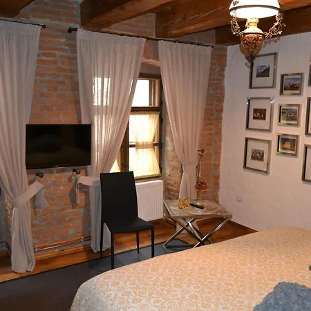 Casa Veche アパートホテル