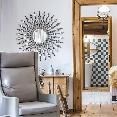 Casa Veche 2*