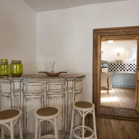 Casa Veche 2*