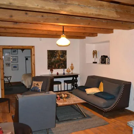 Casa Veche Aparthotel