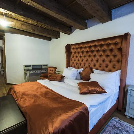 Casa Veche Aparthotel